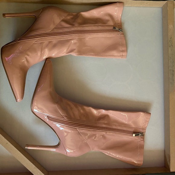 Blush Nude Patent Faux Leather Zip Up Heeled Ankle Boots - Picture 2 of 5